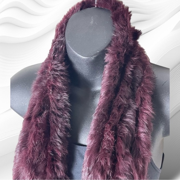Kenneth Cole Aubergine Plum Purple Rabbit Fur Stole - Picture 3 of 11